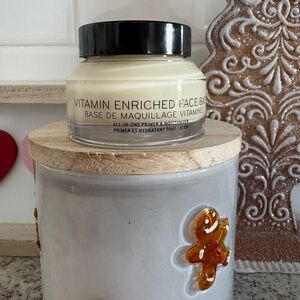 Bobbi Brown Vitamin Enriched Face Base Moisturizer